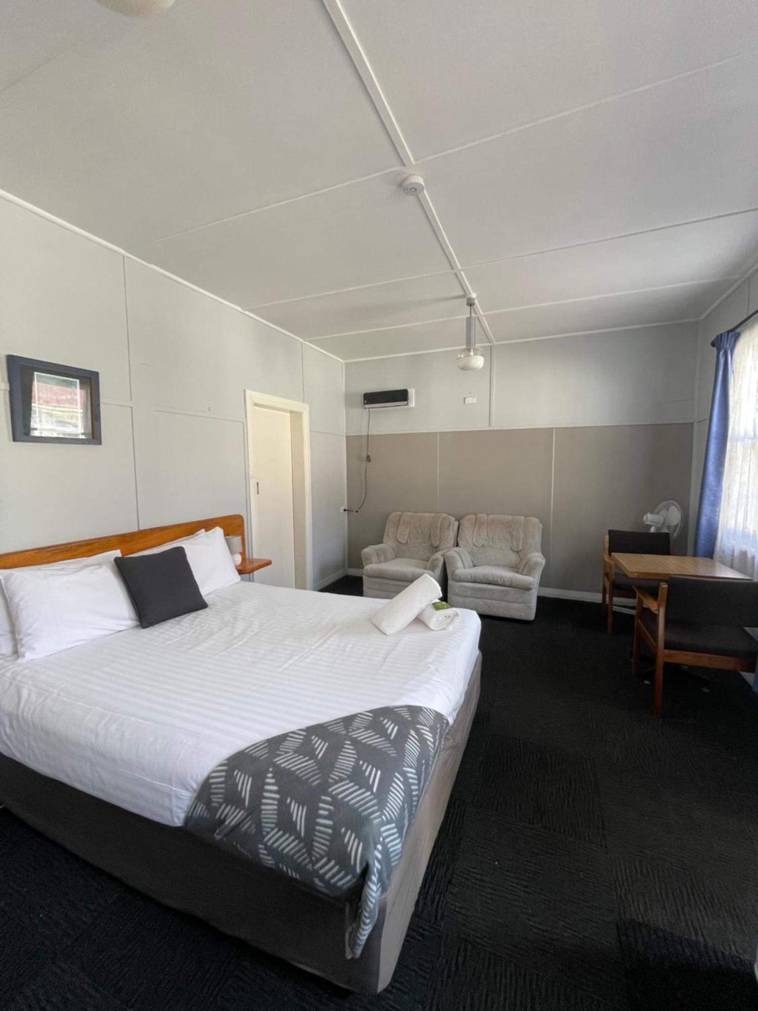Mountain View Motel Queenstown Extérieur photo