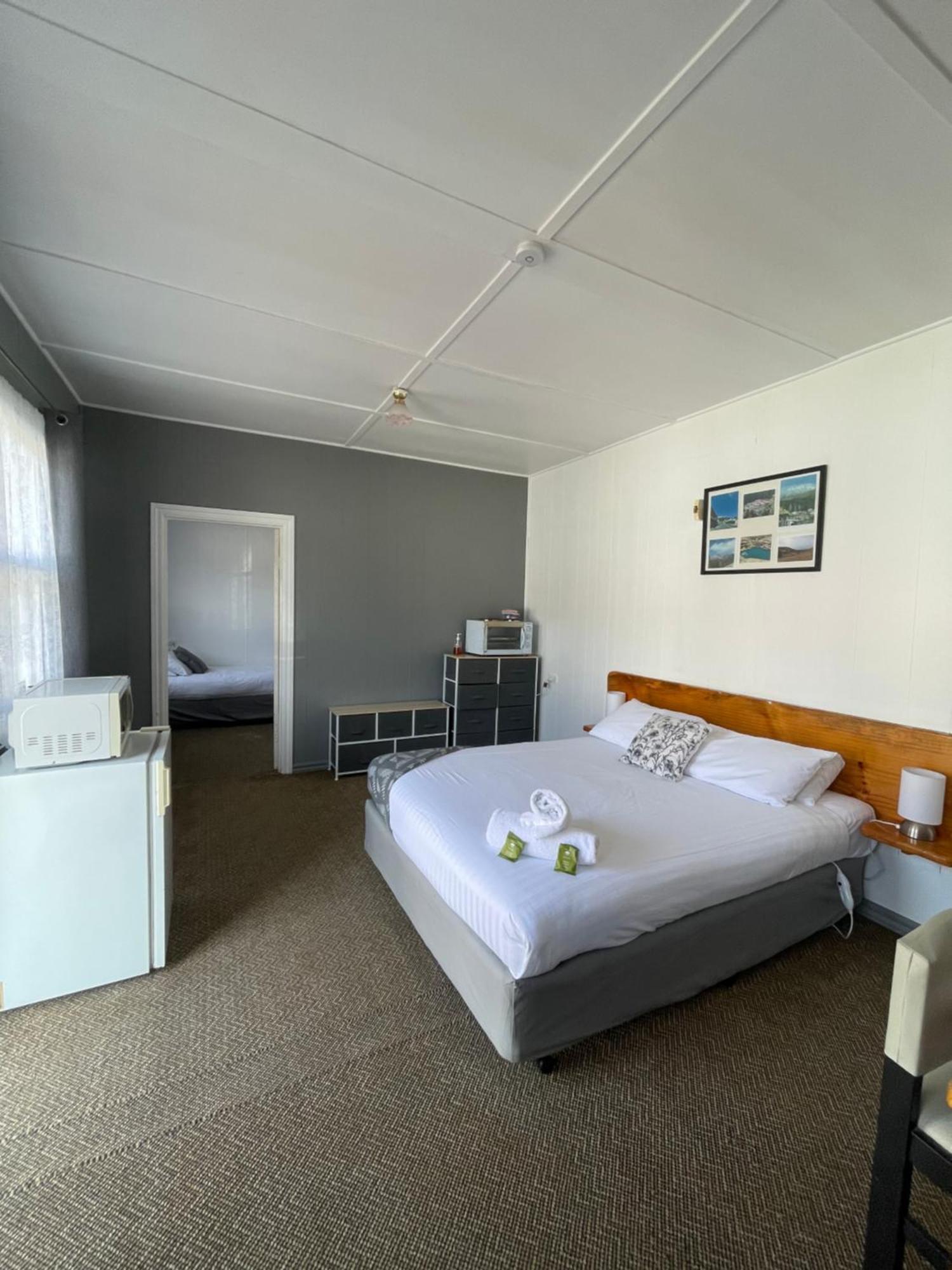 Mountain View Motel Queenstown Extérieur photo