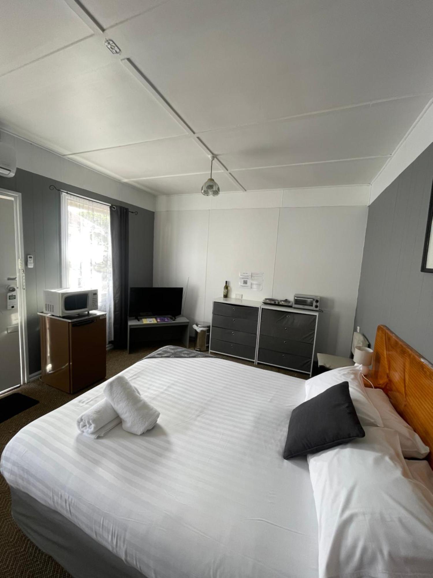 Mountain View Motel Queenstown Extérieur photo